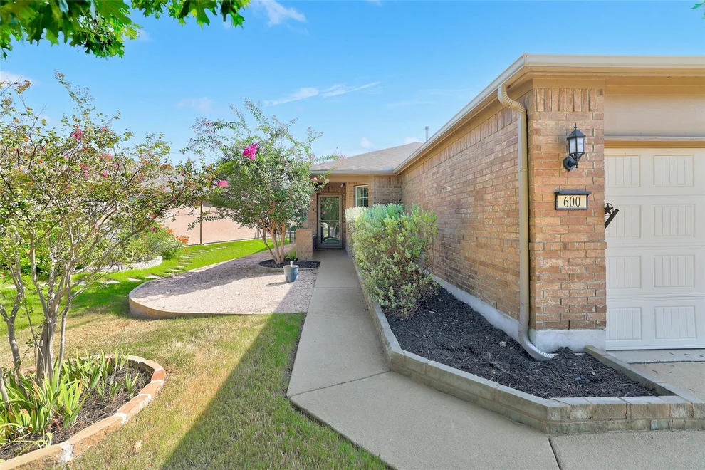 Unit for sale at 600 Salado Creek LN, Georgetown, TX 78633