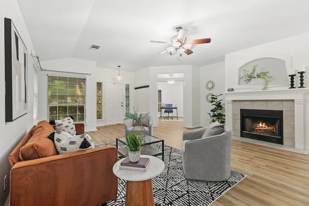 Unit for sale at 3412 Yogi Berra WAY, Round Rock, TX 78665