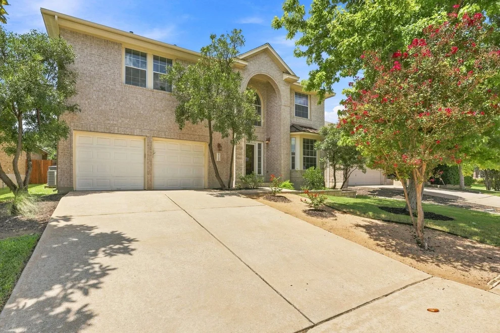 Unit for sale at 9716 Pasatiempo DR, Austin, TX 78717
