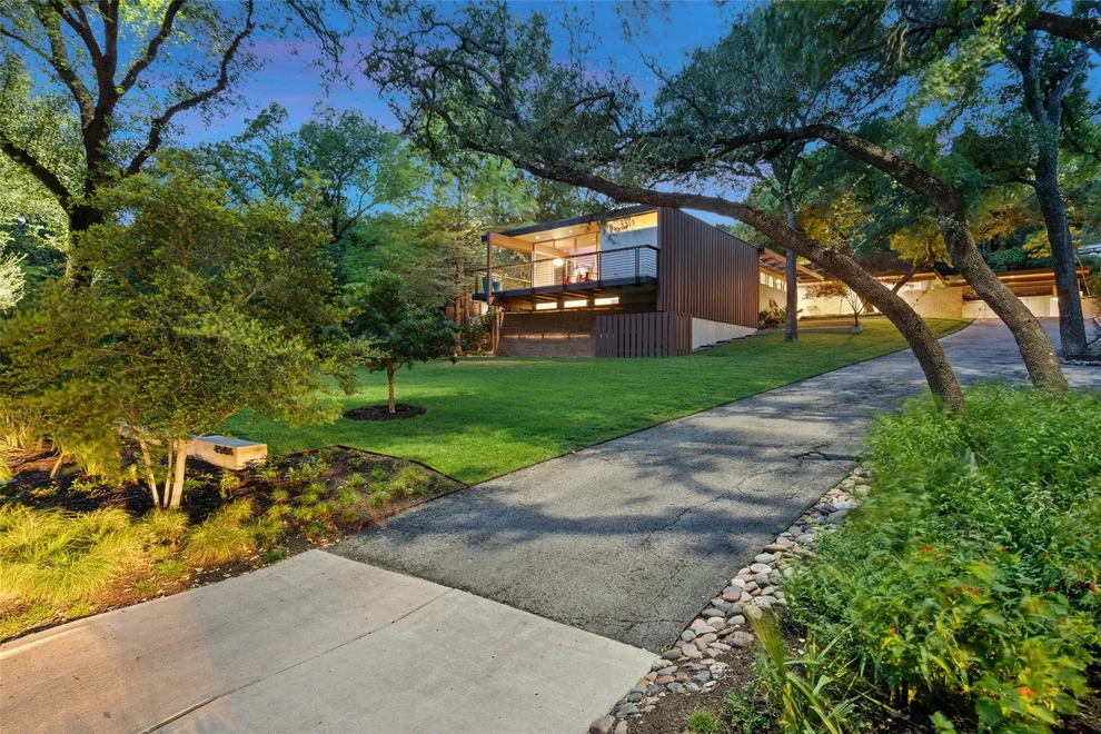 Unit for sale at 4506 Crestway DR, Austin, TX 78731