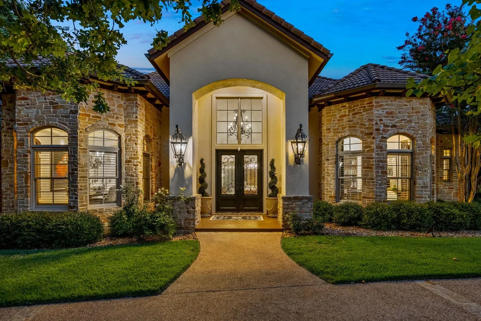 Unit for sale at 105 Flint Ridge TRL, Georgetown, TX 78628