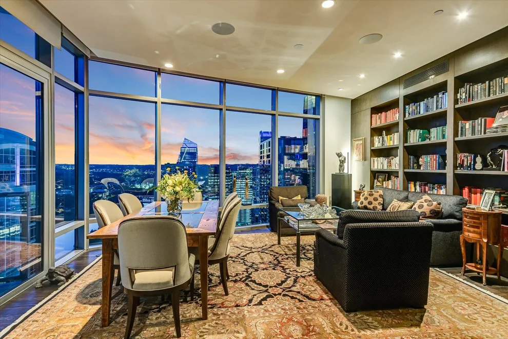 Unit for sale at 200 Congress Ave, Austin, TX 78701
