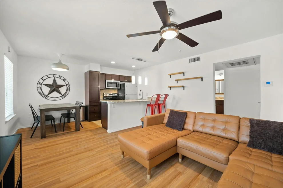 Unit for sale at 910 Duncan LN, Austin, TX 78705