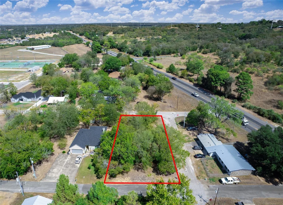 Unit for sale at 1603 Gordon ST, Bastrop, TX 78602