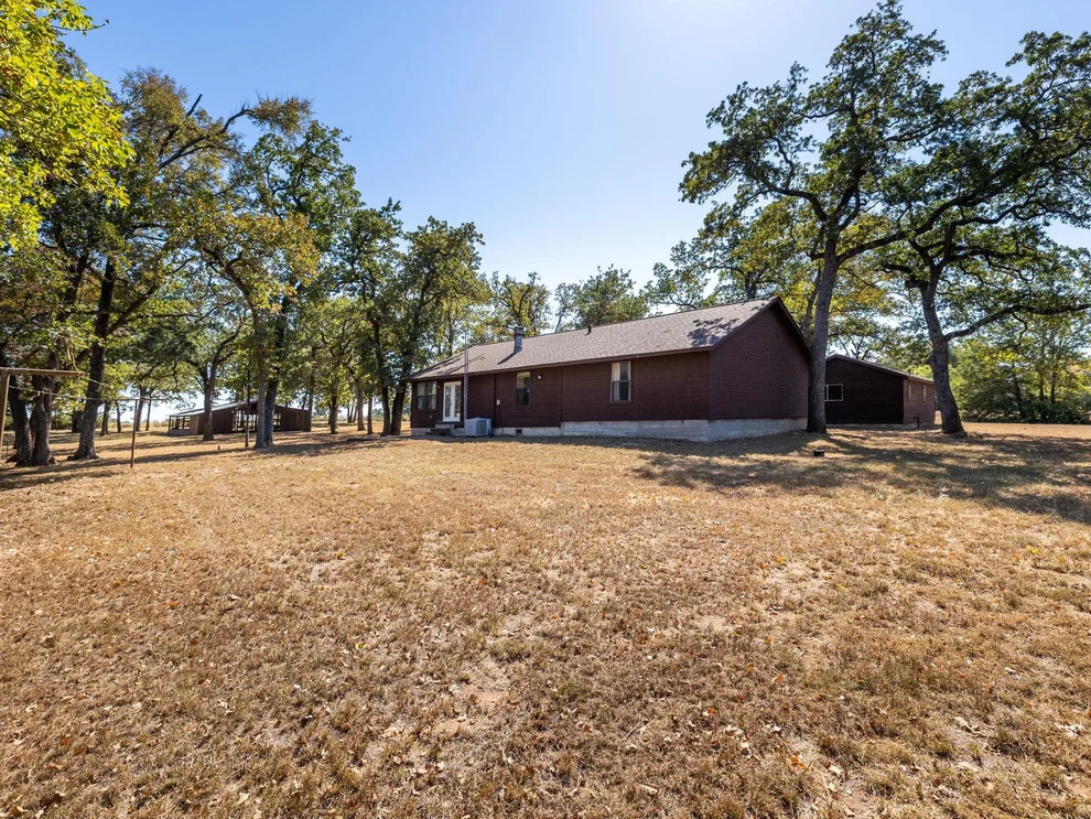 Unit for sale at 1949 County Road 347 LOOP, Gause, TX 77857