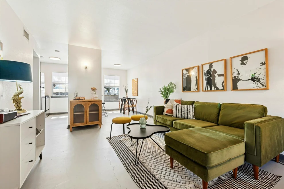 Unit for sale at 300 Crockett ST, Austin, TX 78704