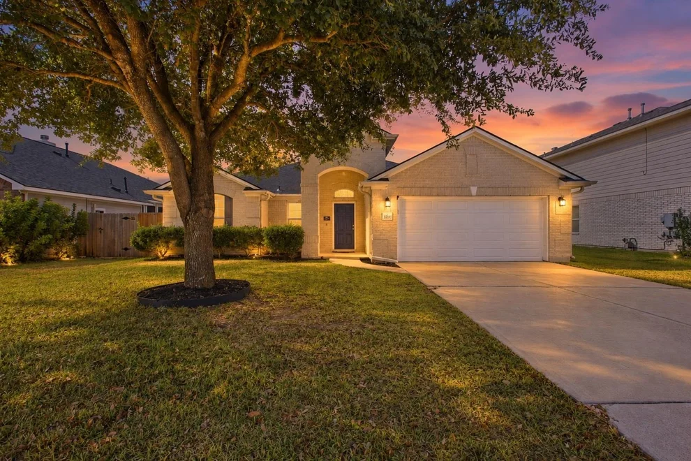 Unit for sale at 1207 Utopia LN, Hutto, TX 78634