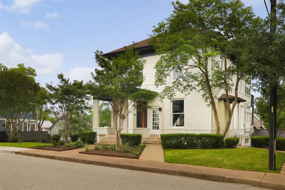 Unit for sale at 701 Highland Ave, Austin, TX 78703