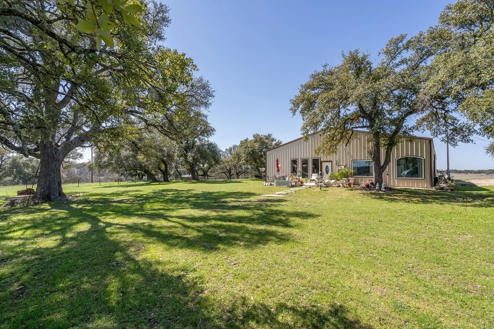 Unit for sale at 5901 RR 1869, Liberty Hill, TX 78642