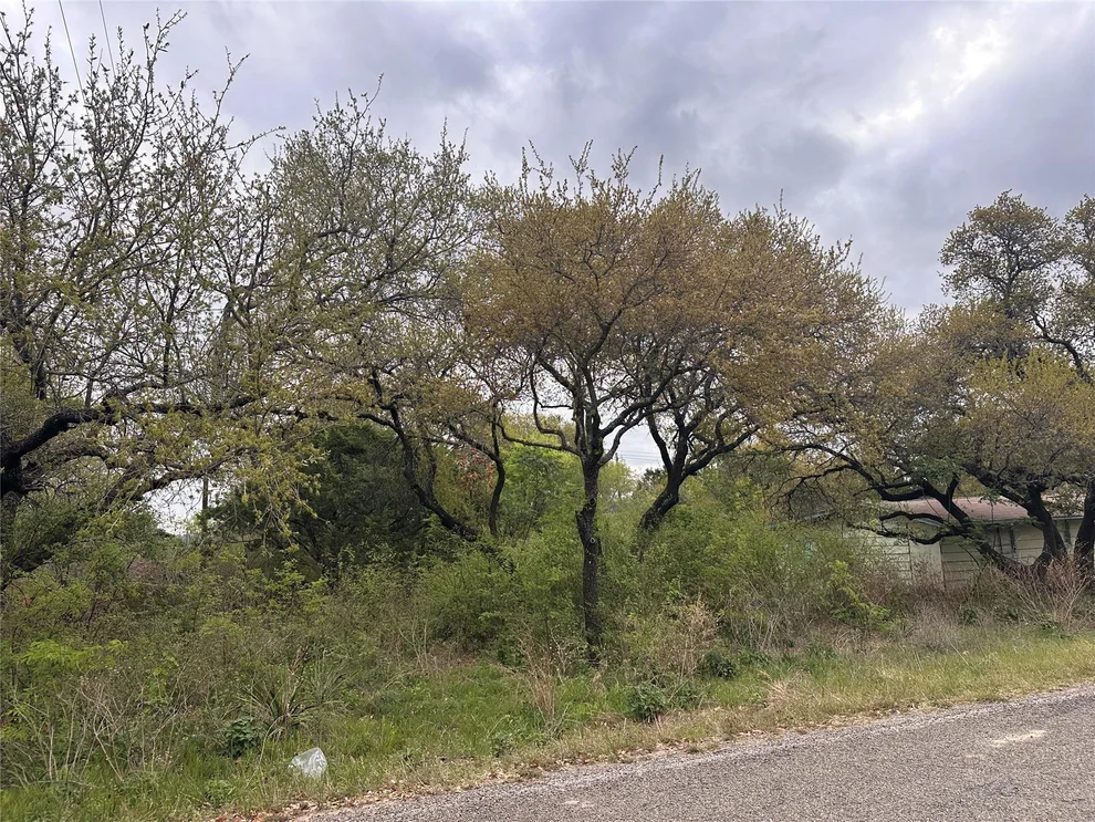 Unit for sale at 10509 W Lakeview DR, Jonestown, TX 78645