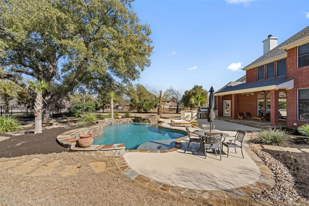 Unit for sale at 30302 Berry Creek DR, Georgetown, TX 78628