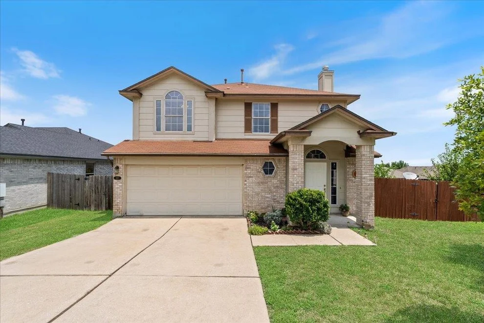 Unit for sale at 327 Lakemont DR, Hutto, TX 78634