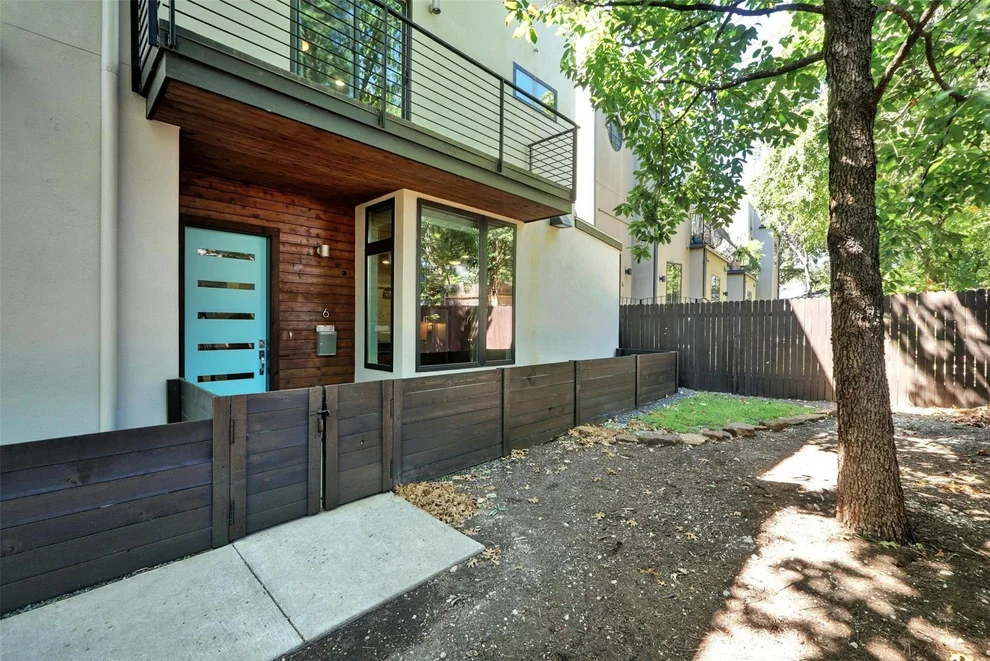 Unit for sale at 2118 Brackenridge ST, Austin, TX 78704
