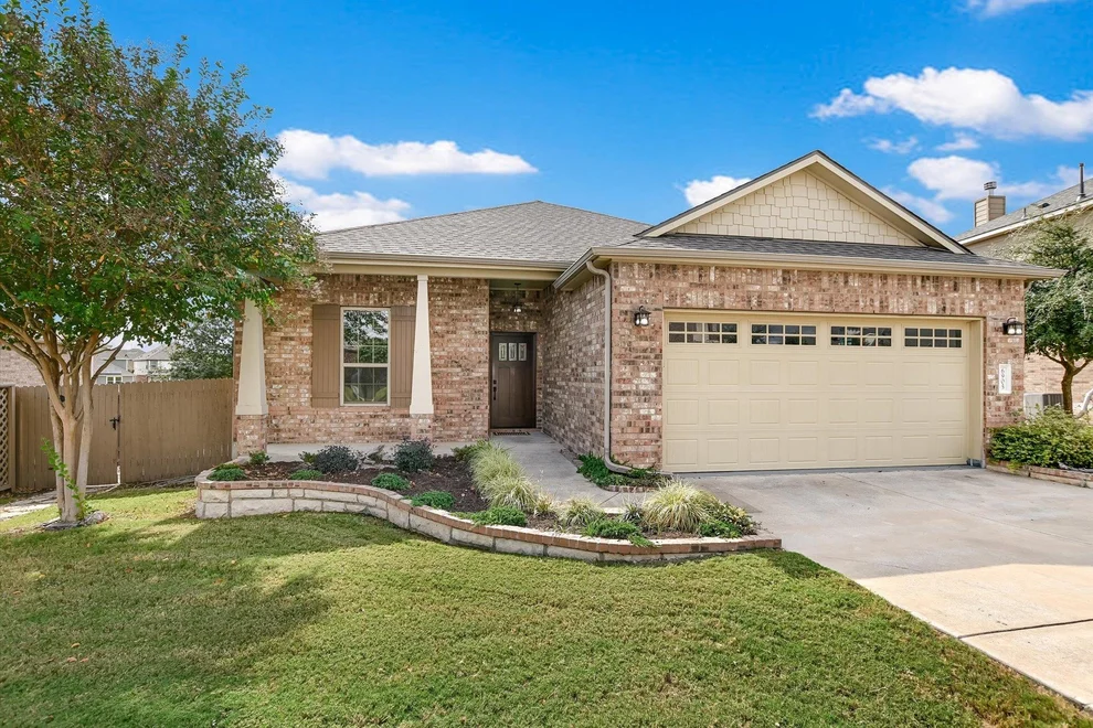 Unit for sale at 6905 Midlothian DR, Austin, TX 78754