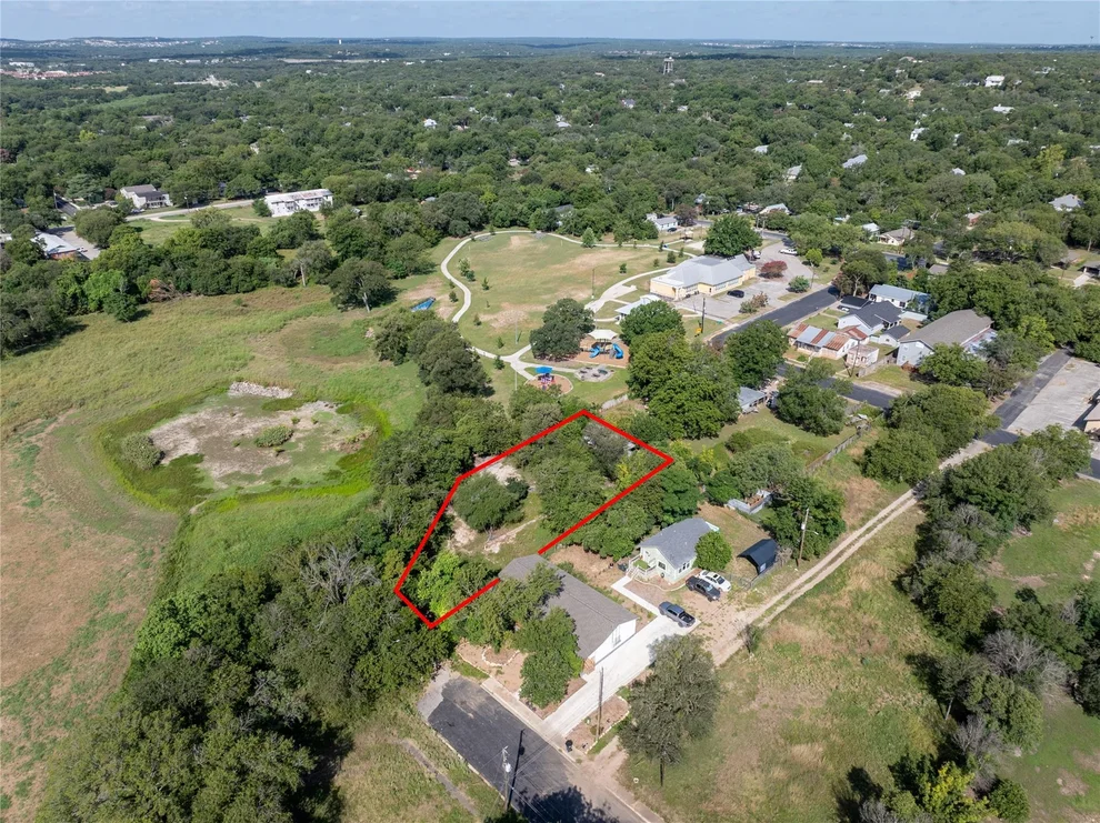 Unit for sale at 734 Valley ST, San Marcos, TX 78666