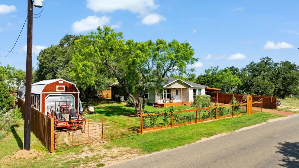 Unit for sale at 808 Pecan LN, Cottonwood Shores, TX 78657