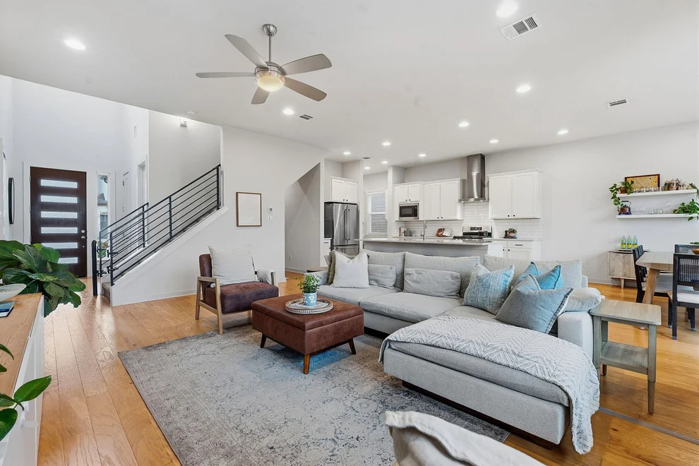Unit for sale at 900 Old Mill RD, Cedar Park, TX 78613