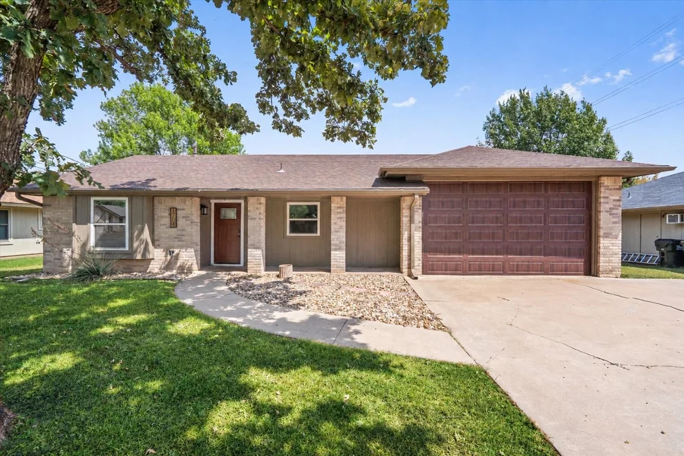 Unit for sale at 1705 Golden Vista DR, Georgetown, TX 78628