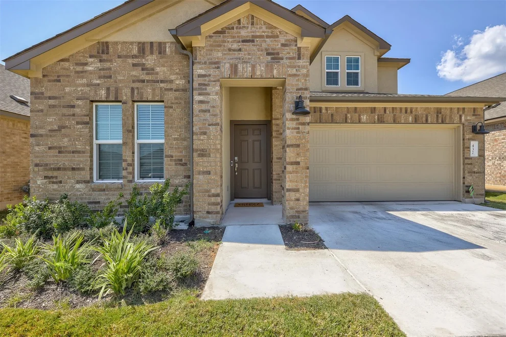 Unit for sale at 432 Wolf Springs RD, Georgetown, TX 78628
