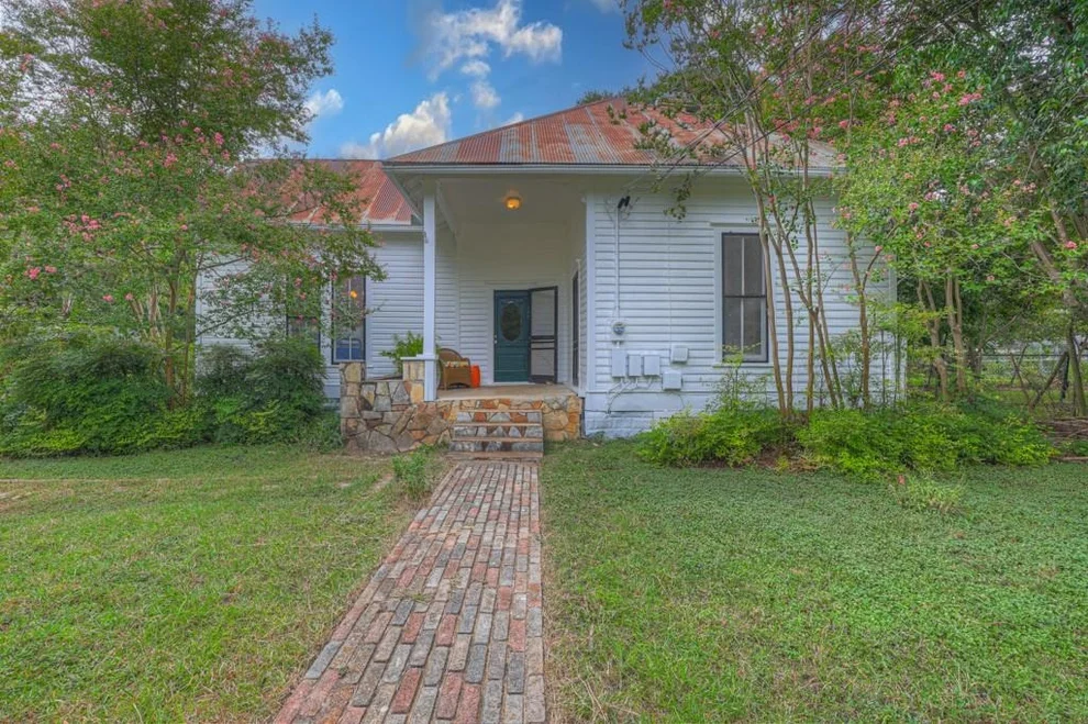 Unit for sale at 1316 Belvin ST, San Marcos, TX 78666