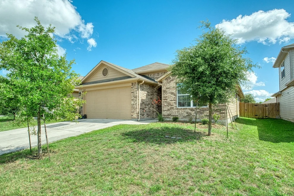 Unit for sale at 11648 Cambrian RD, Manor, TX 78653