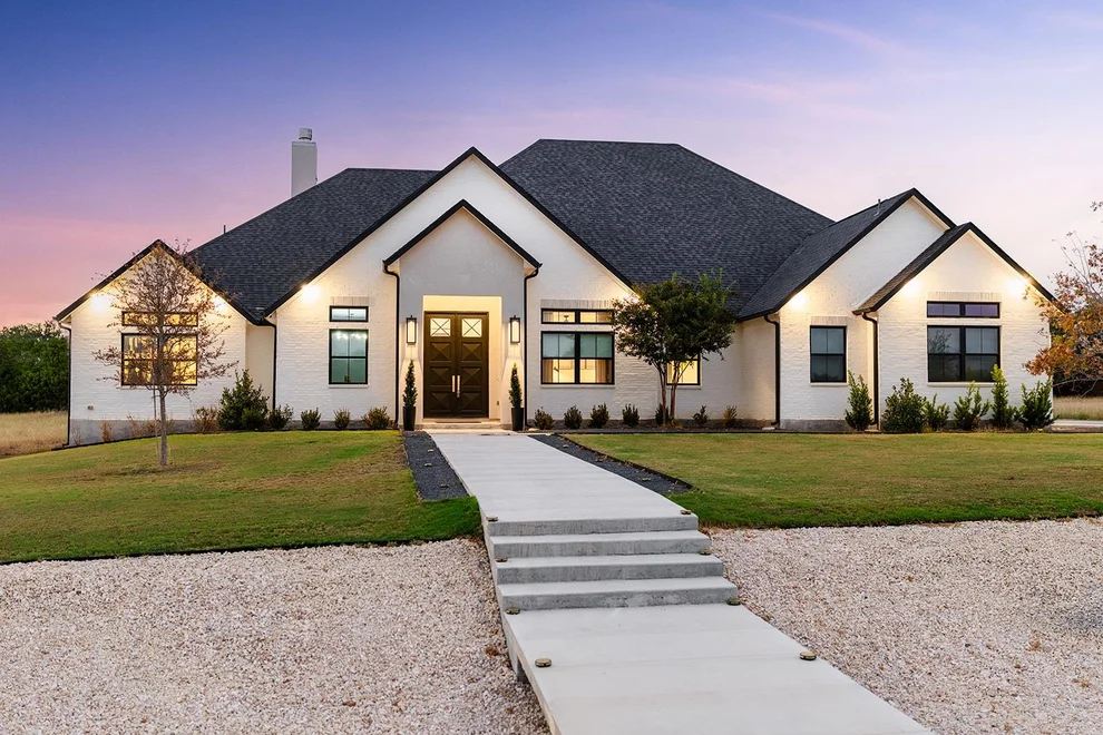 Unit for sale at 132 Blessing Ranch Estates DR, Liberty Hill, TX 78642