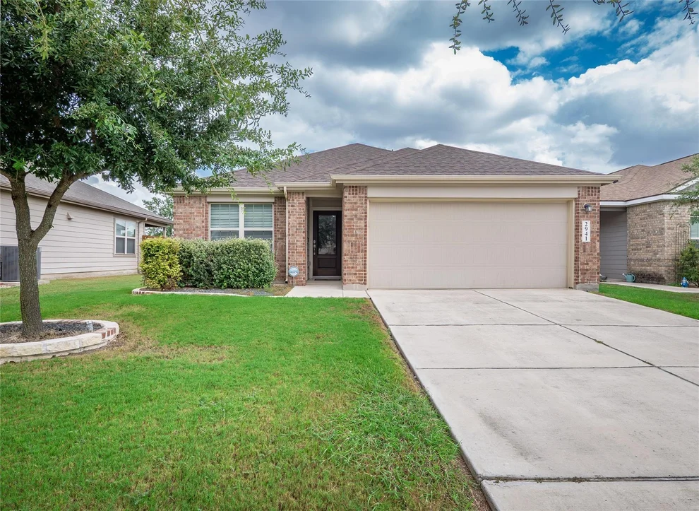 Unit for sale at 2941 Field VW, New Braunfels, TX 78130