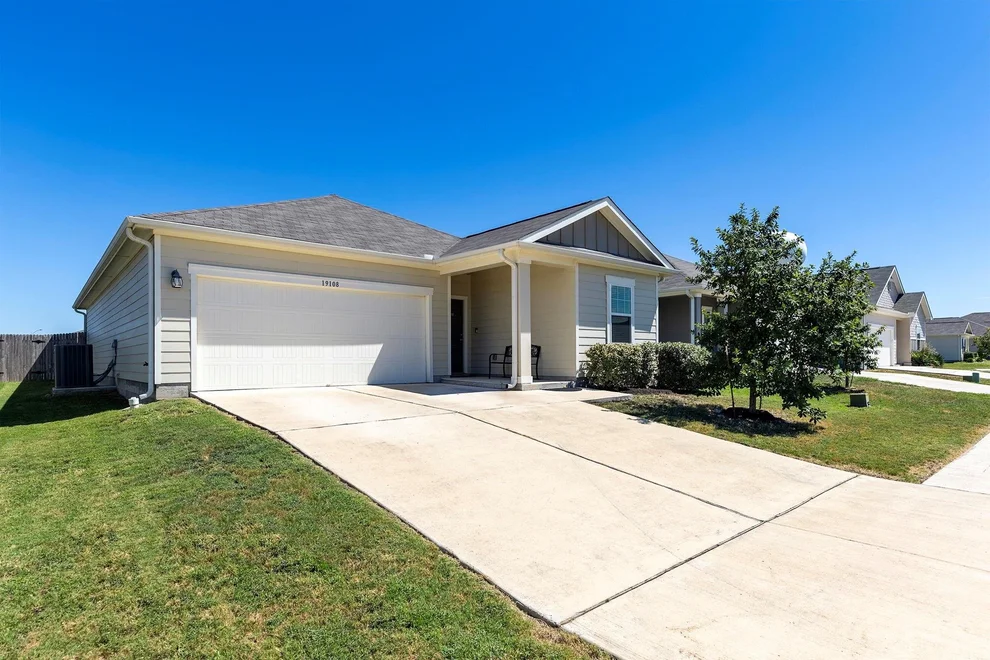Unit for sale at 19108 Nathan Scott WAY, Manor, TX 78653