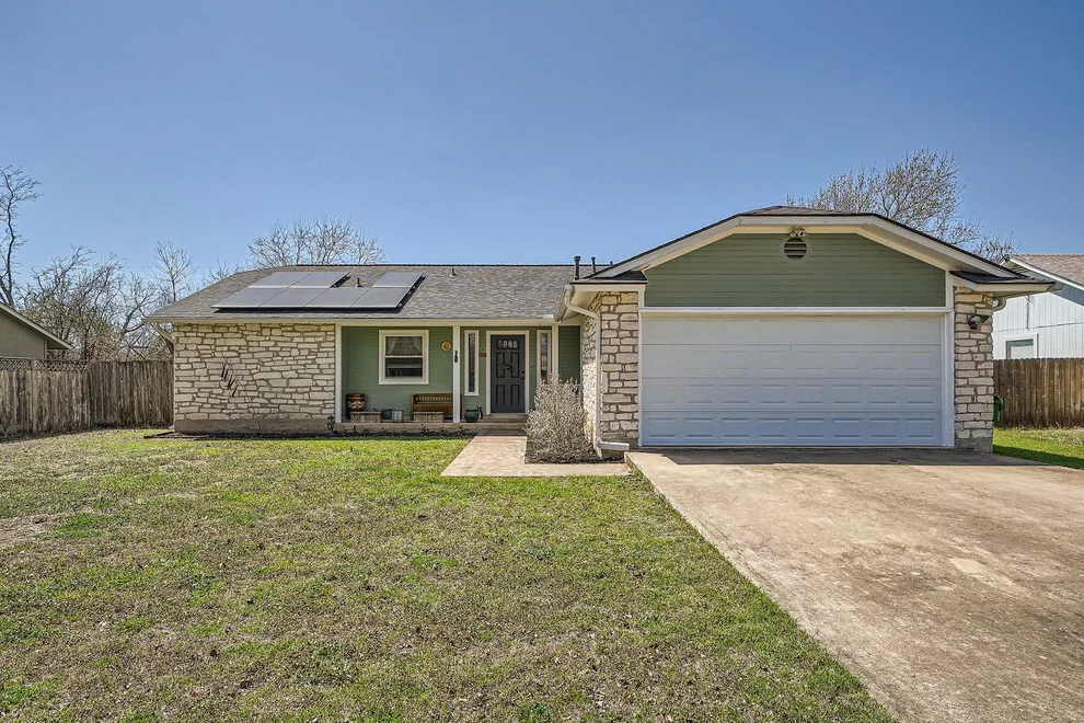 Unit for sale at 2102 Meadow Brook DR, Round Rock, TX 78664