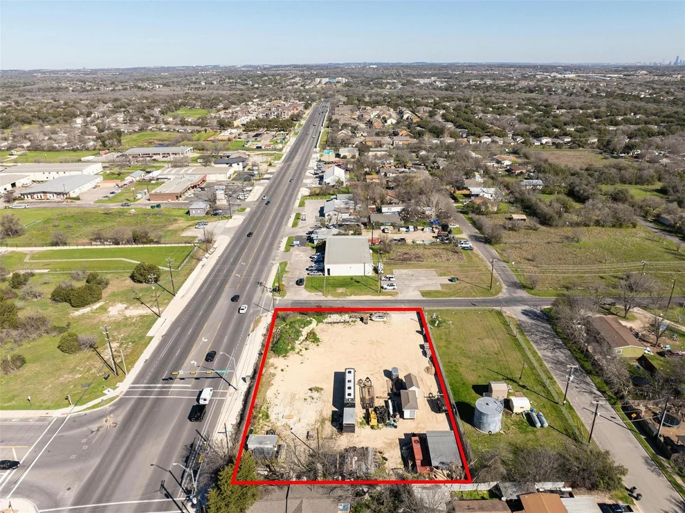 Unit for sale at 1401 Mooreland DR, Austin, TX 78748