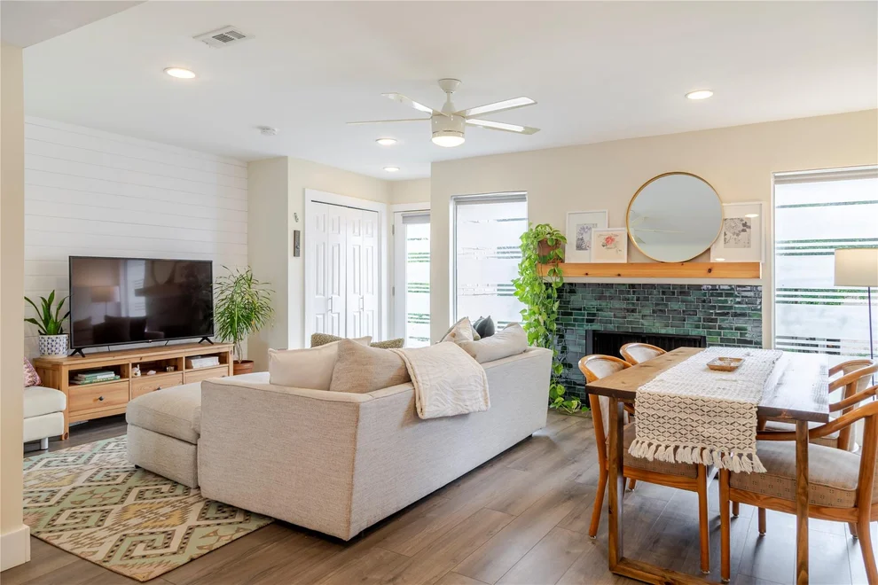 Unit for sale at 6410 Chimney Creek CIR, Austin, TX 78723