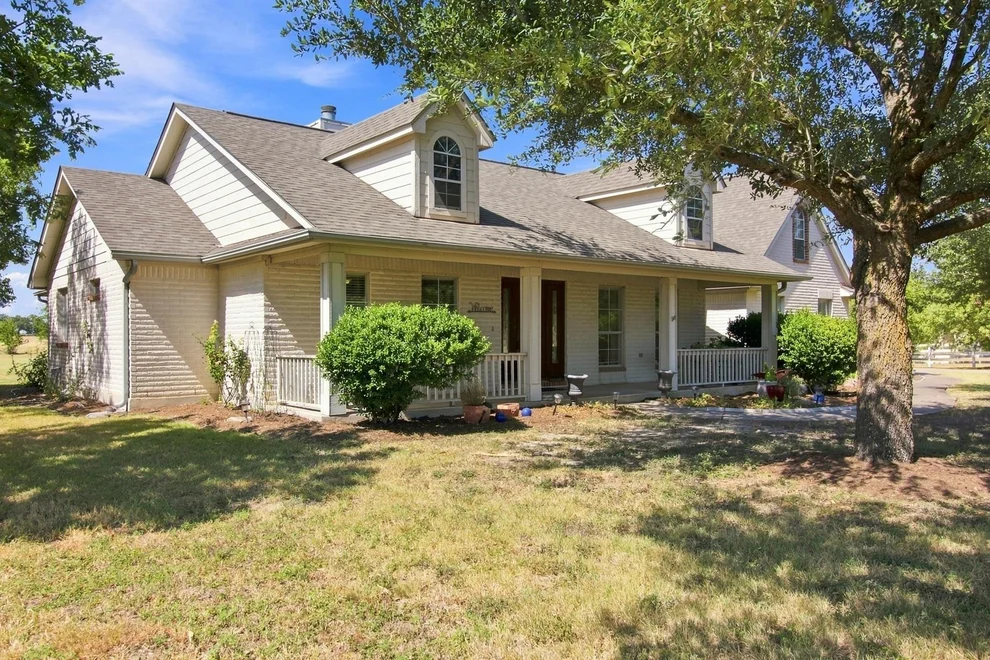 Unit for sale at 215 Courtnees WAY, Georgetown, TX 78626