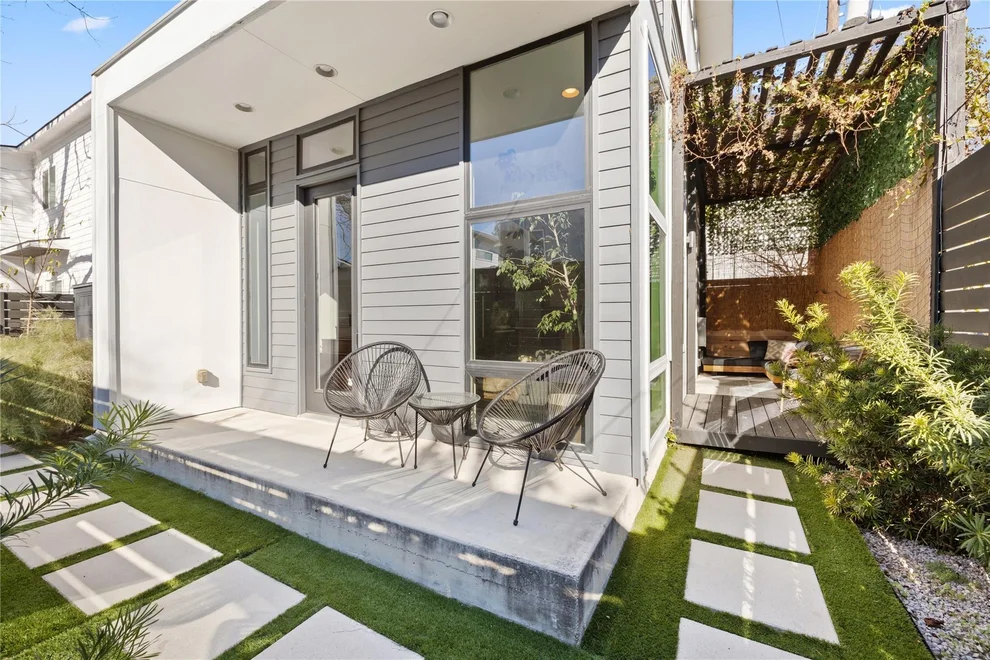 Unit for sale at 1904 E 17th ST, Austin, TX 78702