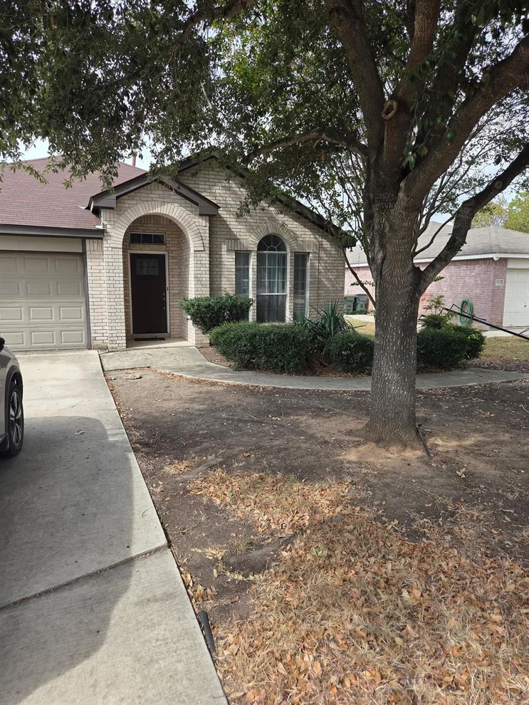 Unit for sale at 1156 Woodlands DR, Kyle, TX 78640