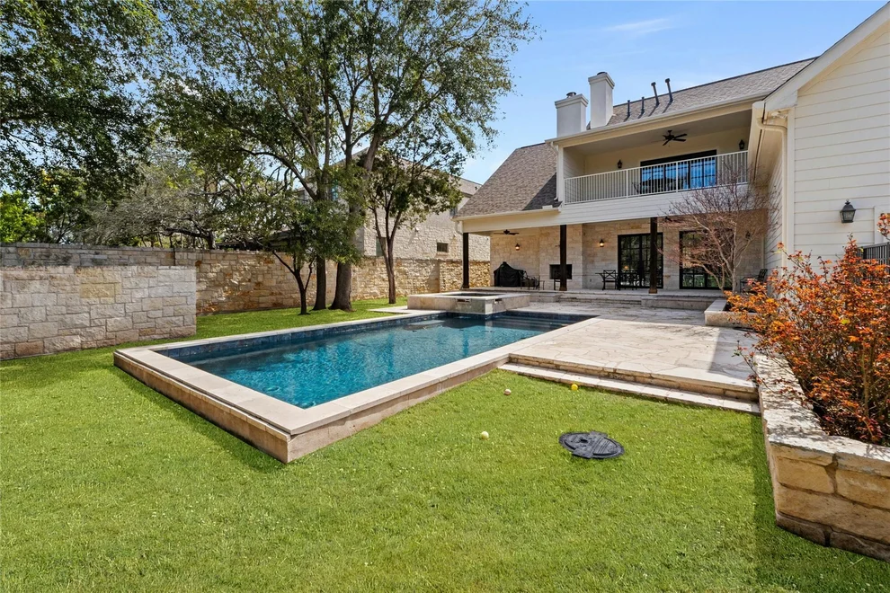 Unit for sale at 625 Robin Dale CT, Lakeway, TX 78734