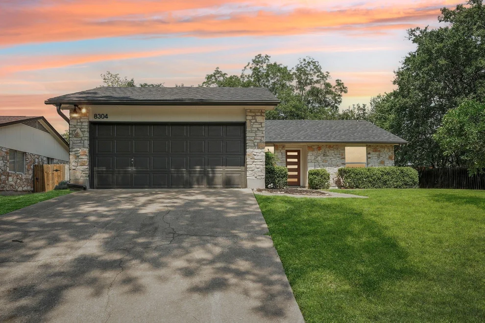 Unit for sale at 8304 Alabama DR, Austin, TX 78745