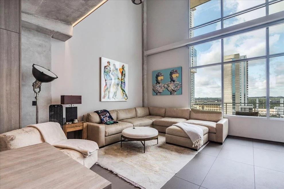 Unit for sale at 800 W 5th ST, Austin, TX 78703