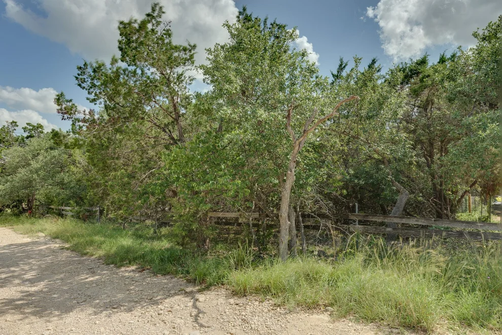 Unit for sale at 17503 Lake Shore DR, Dripping Springs, TX 78620
