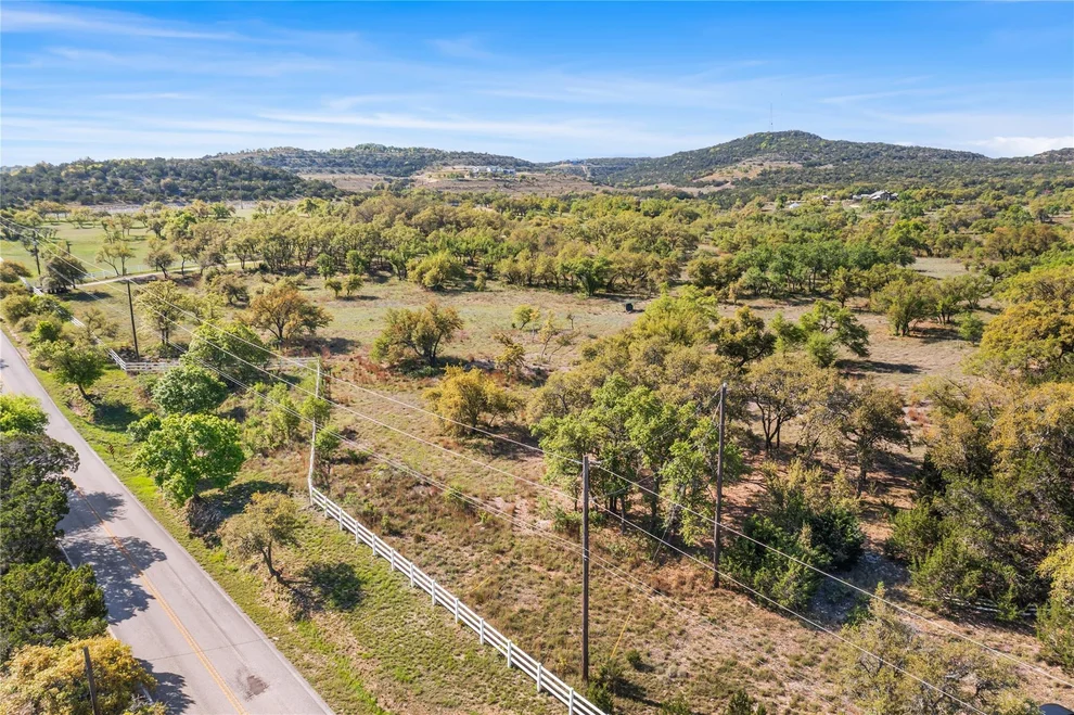 Unit for sale at 21411 Hamilton Pool RD, Dripping Springs, TX 78620