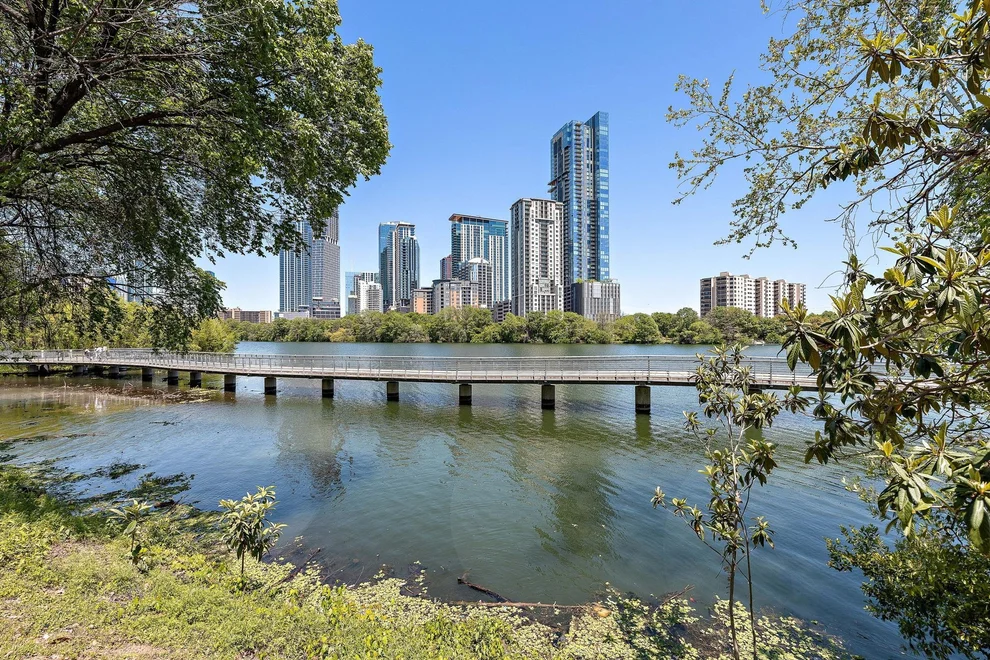 Unit for sale at 500 E Riverside DR, Austin, TX 78704