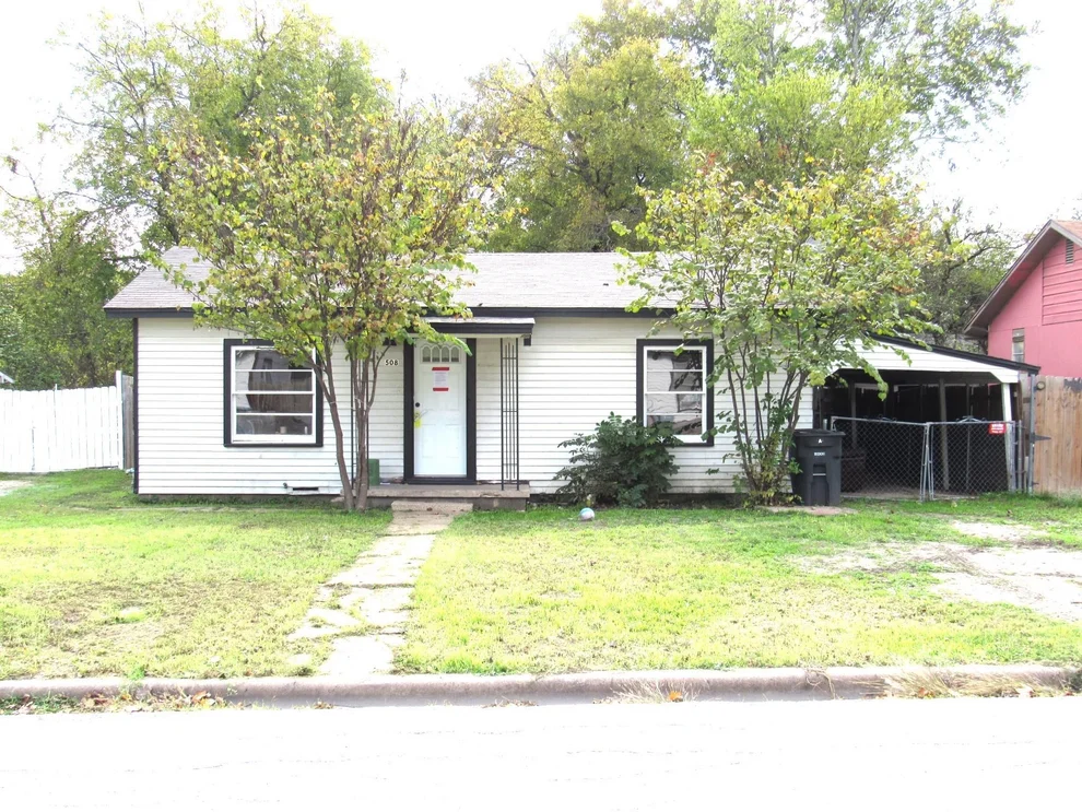 Unit for sale at 508 W Avenue J, Killeen, TX 76541
