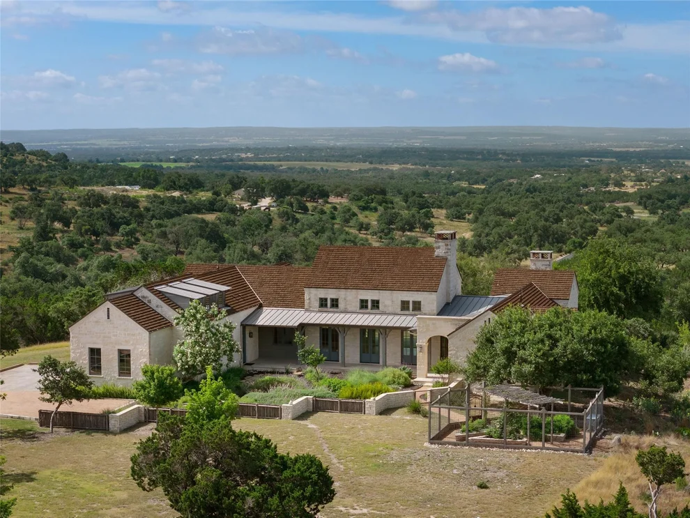 Unit for sale at 1691 Cool Water Ranch RD, Fredericksburg, TX 78624