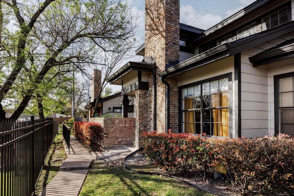 Unit for sale at 1748 Ohlen RD, Austin, TX 78757