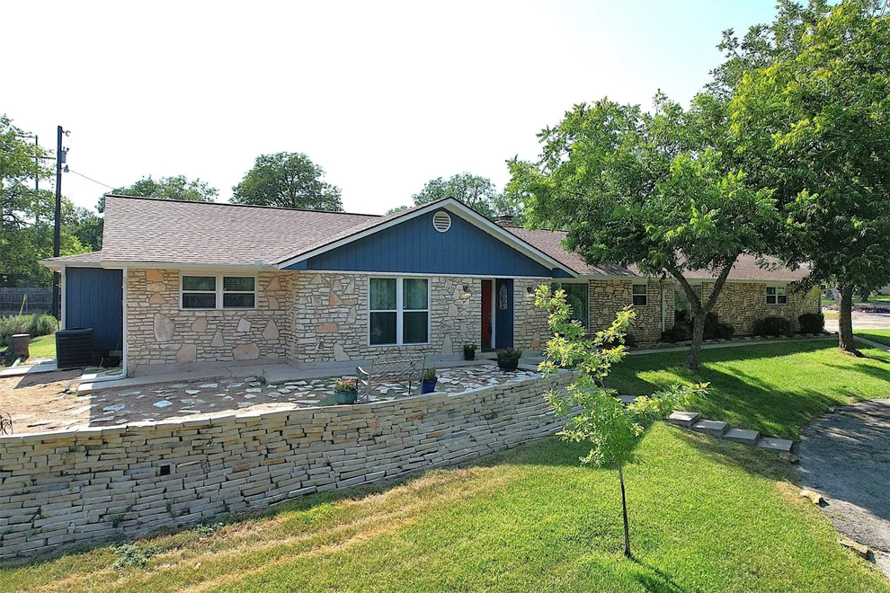 Unit for sale at 737 Estate DR, Belton, TX 76513
