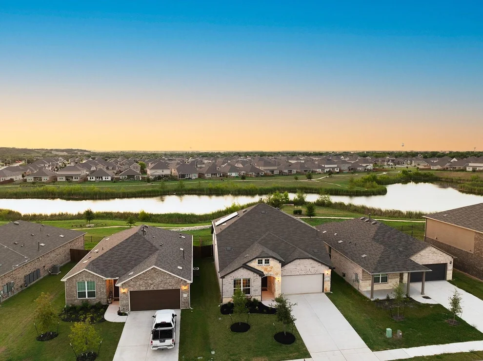 Unit for sale at 12012 Paseo De Los Lagos LN, Manor, TX 78653