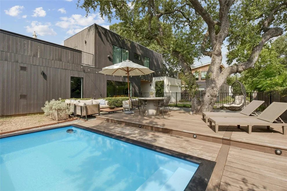 Unit for sale at 1605 Chelsea LN, Austin, TX 78704
