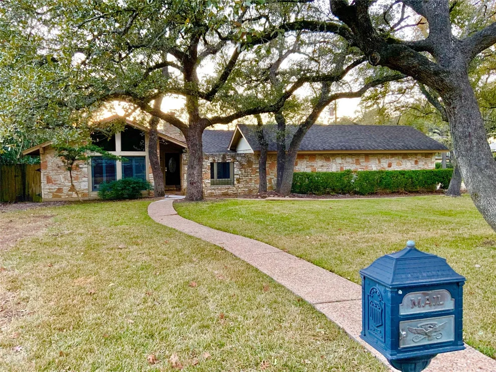 Unit for sale at 11906 Brookwood CIR, Austin, TX 78750