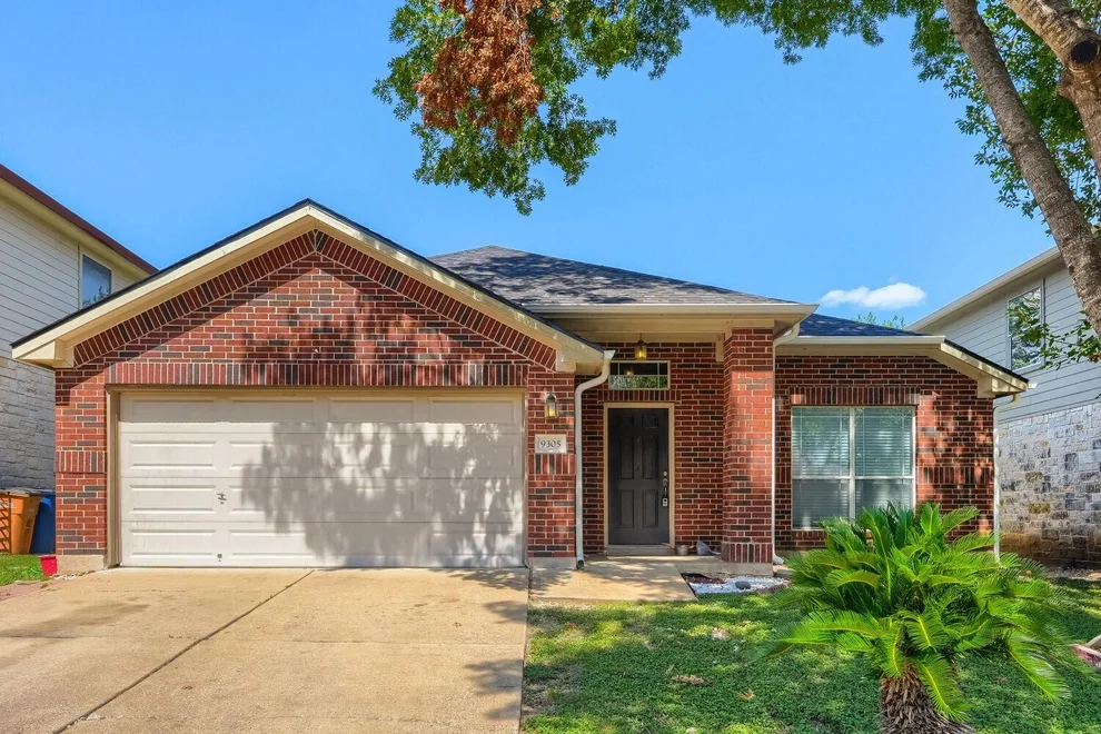 Unit for sale at 9305 Pioneer Forest DR, Austin, TX 78744