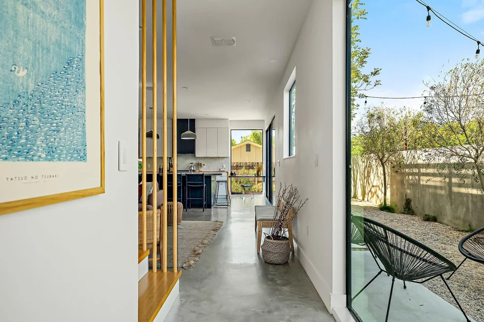 Unit for sale at 2201 Santa Rosa ST, Austin, TX 78702
