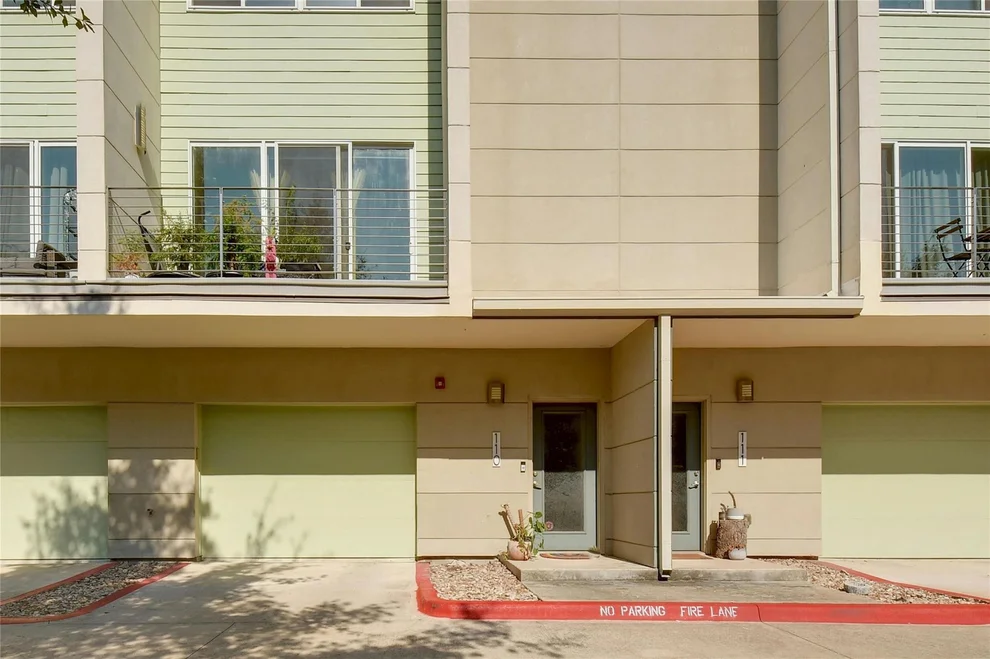 Unit for sale at 604 N Bluff DR, Austin, TX 78745